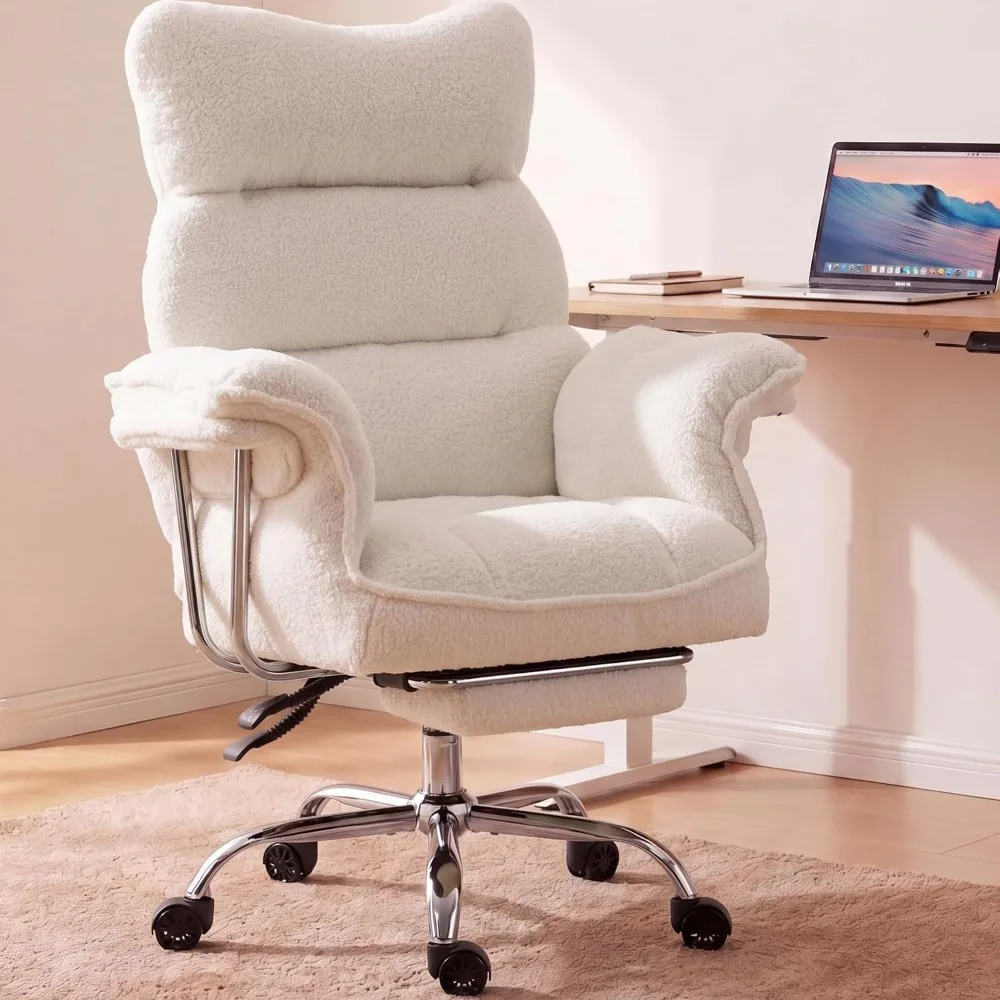 Ergonomic Office Chair - 厚めのクッション、広い座面、アームレスト、フットレストを備えた、人間工学に基づいた大型オフィスチェア。