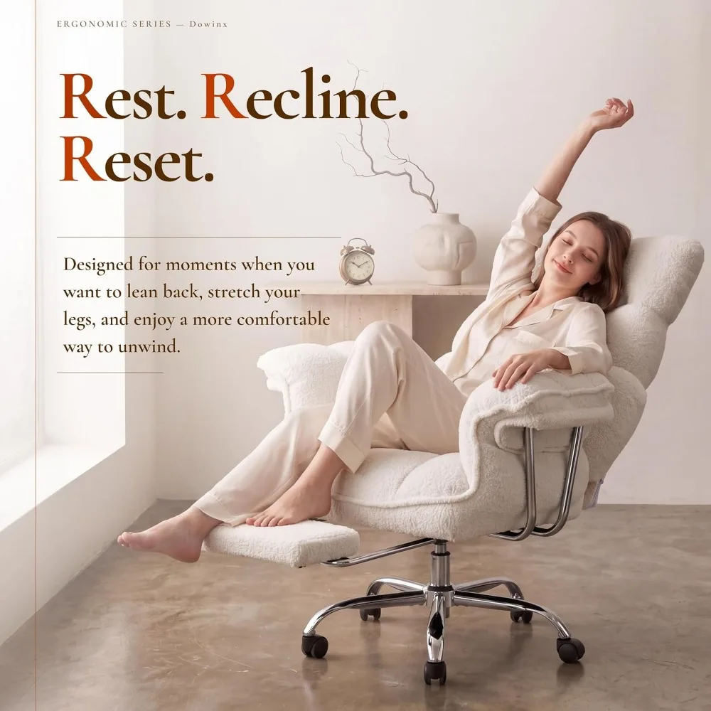 厚めのクッション、広い座面、アームレスト、フットレストを備え - Ergonomic Office Chair のレビューと価格
